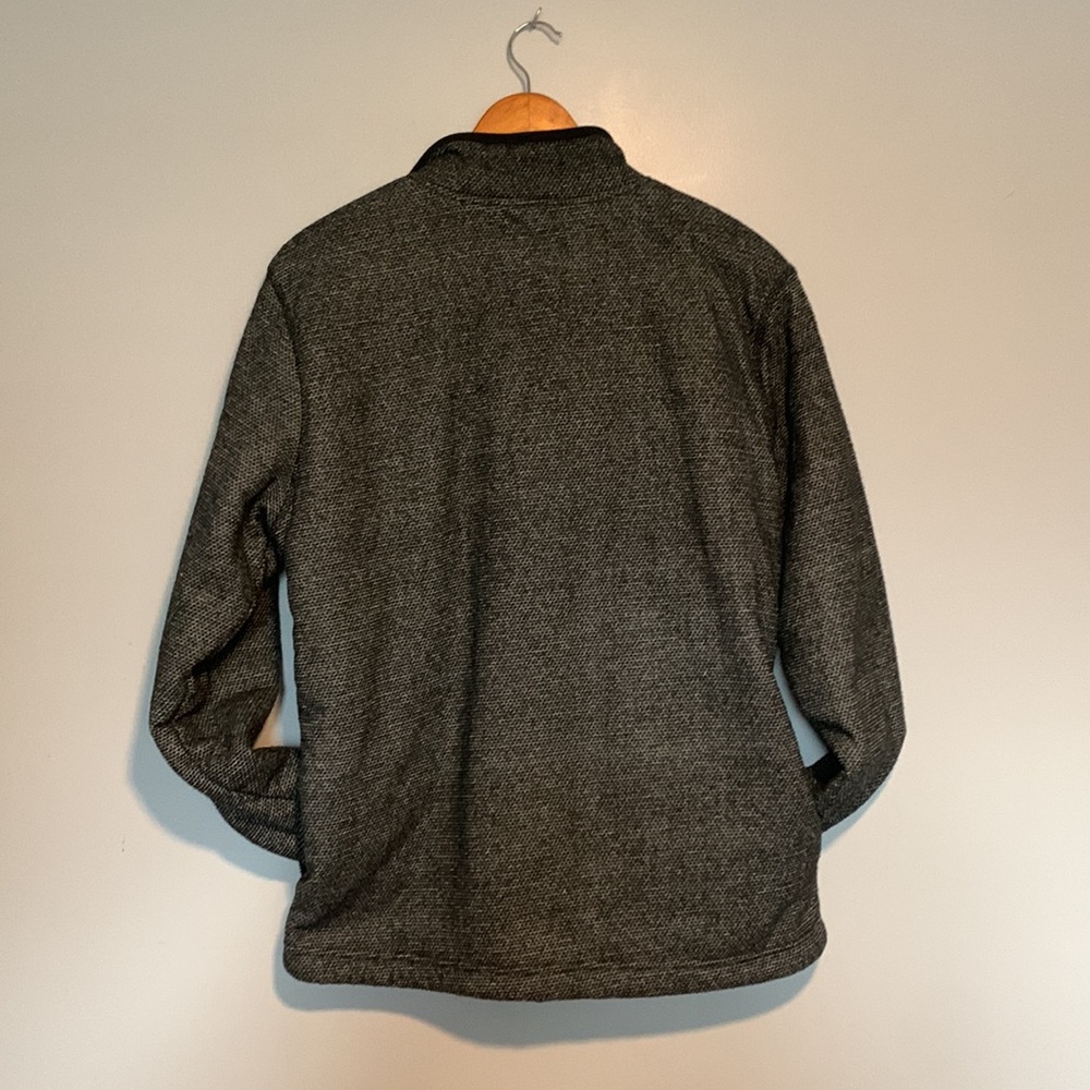 ORVIS pull over. Mens medium. - Picture 5 of 14